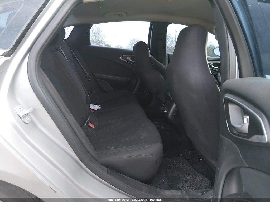 1C3CCCAB4FN578673 2015 CHRYSLER 200 photo no. 8