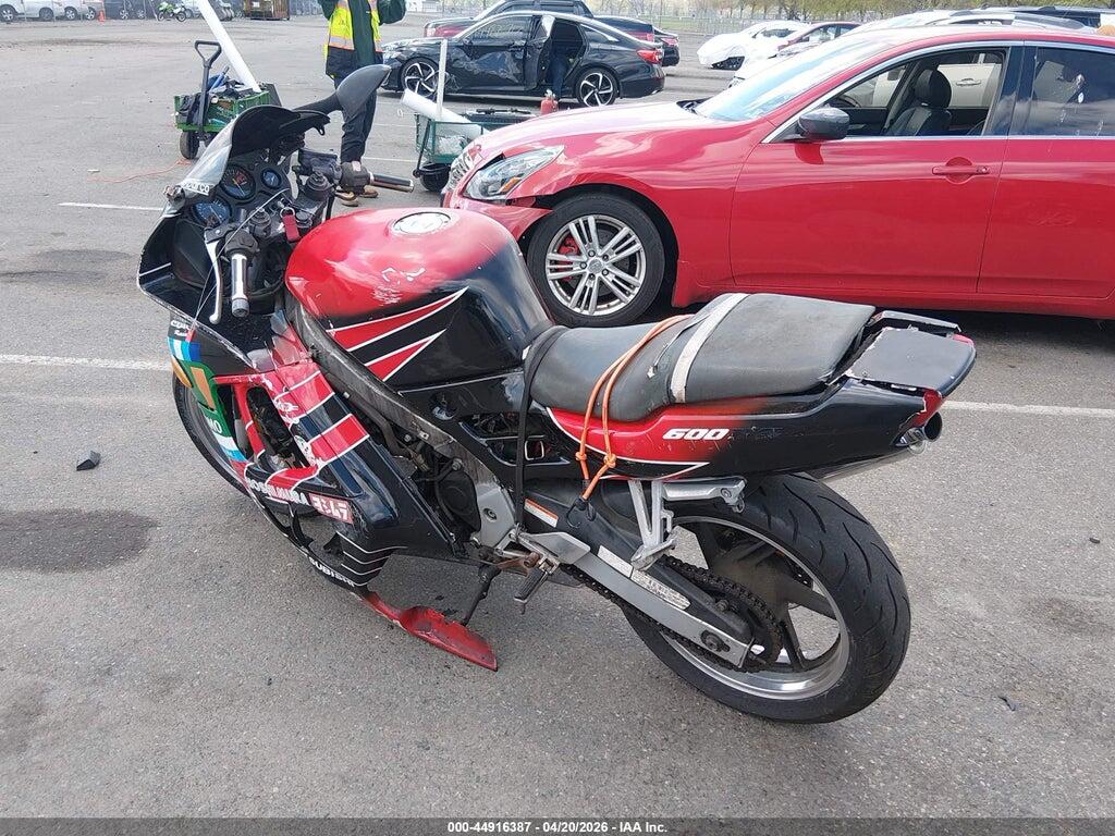 JH2PC2506TM501621 1996 HONDA CBR600 photo no. 3