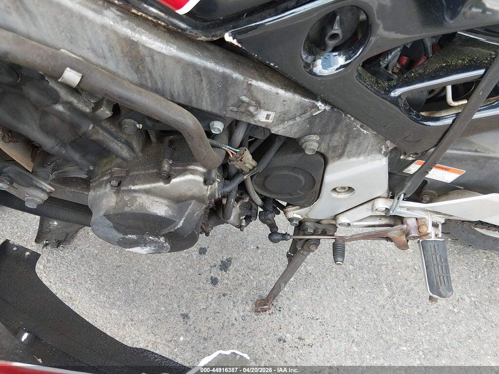 JH2PC2506TM501621 1996 HONDA CBR600 photo no. 9