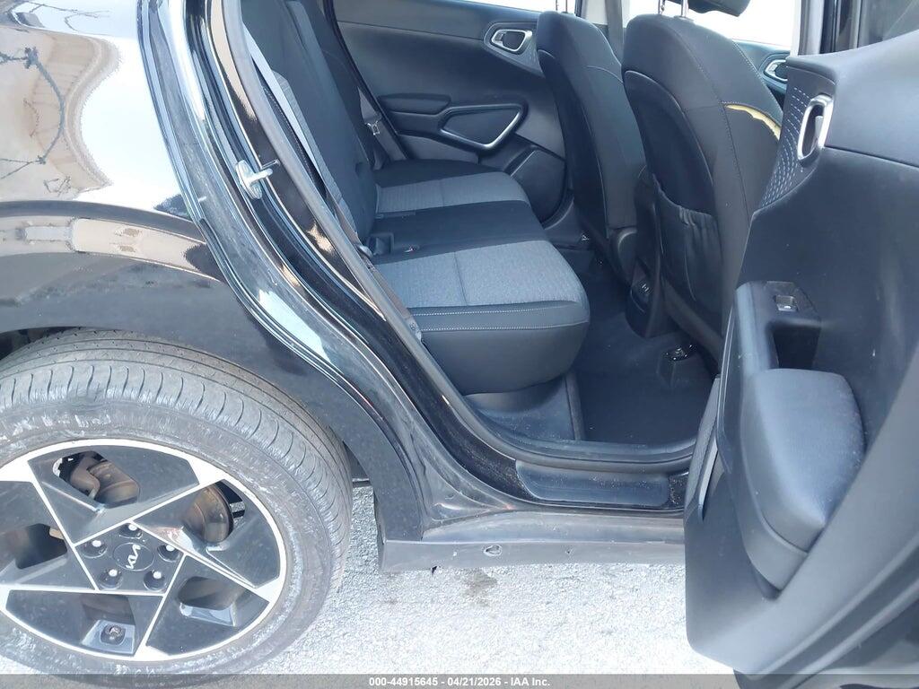 KNDJ33AU0P7846550 2023 KIA SOUL photo no. 8