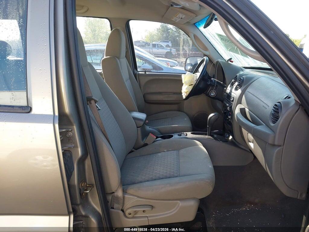 1J4GL48K96W124349 2006 JEEP LIBERTY photo no. 5