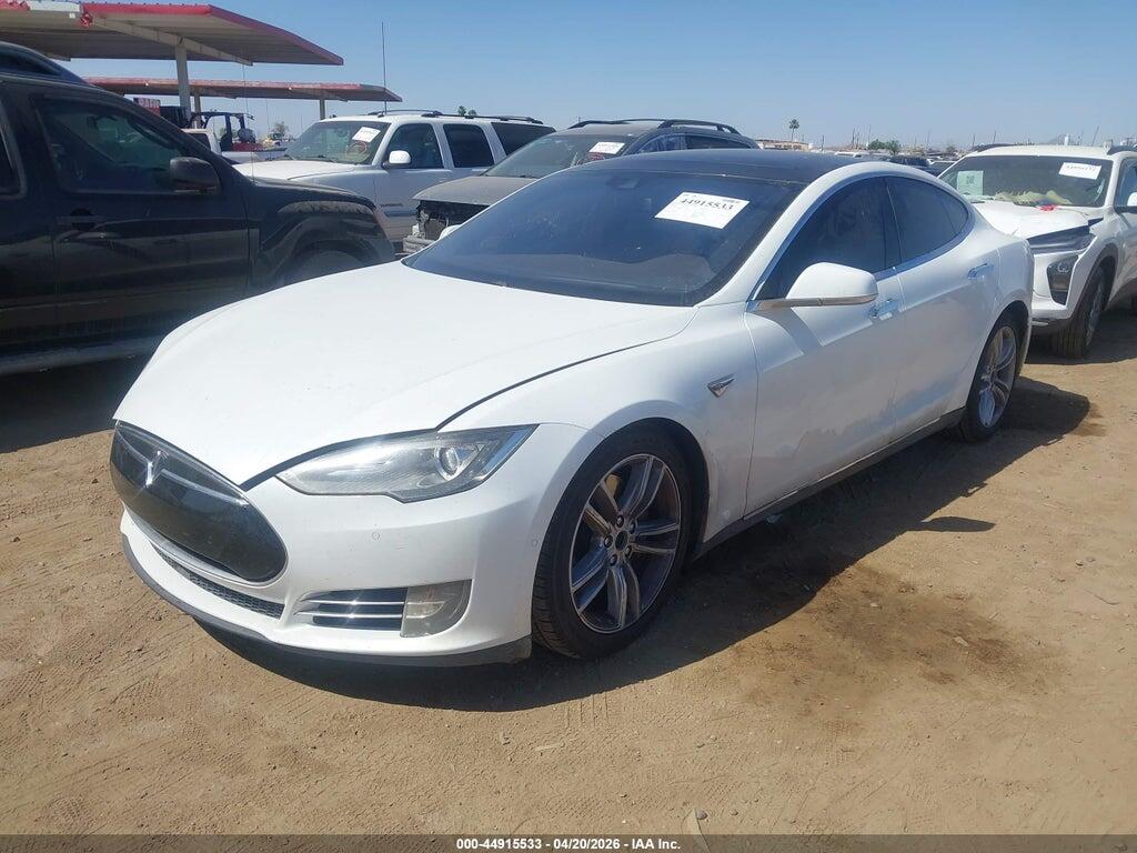 5YJSA1E22FF119118 2015 TESLA MODEL S photo no. 2