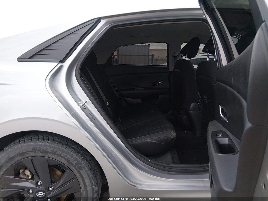 5NPLM4AG2NH077080 2022 HYUNDAI ELANTRA photo no. 8