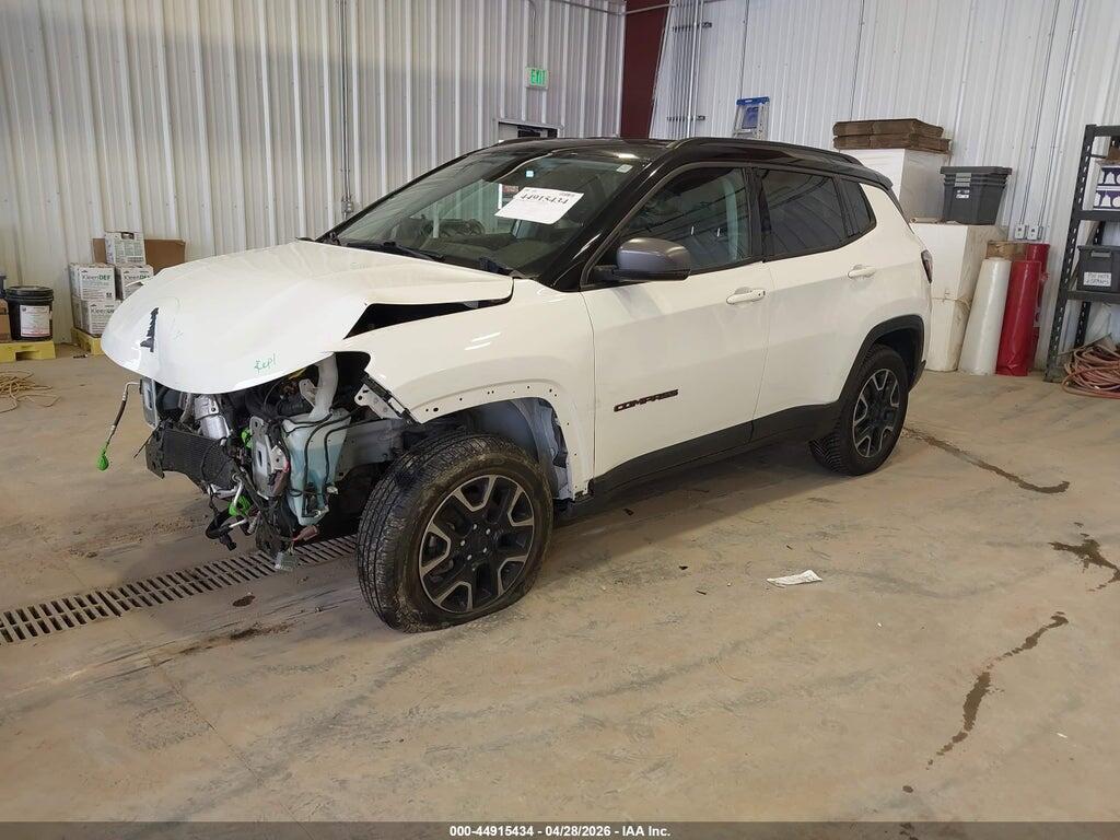 3C4NJDDB5KT752630 2019 JEEP COMPASS photo no. 2