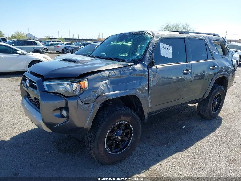 JTEBU5JR7L5813555 2020 TOYOTA 4RUNNER photo no. 2