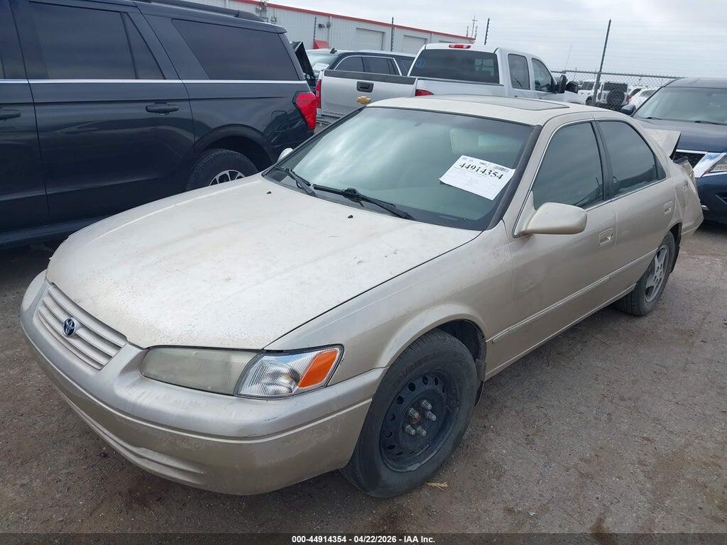 JT2BF28KXW0119443 1998 TOYOTA CAMRY photo no. 2