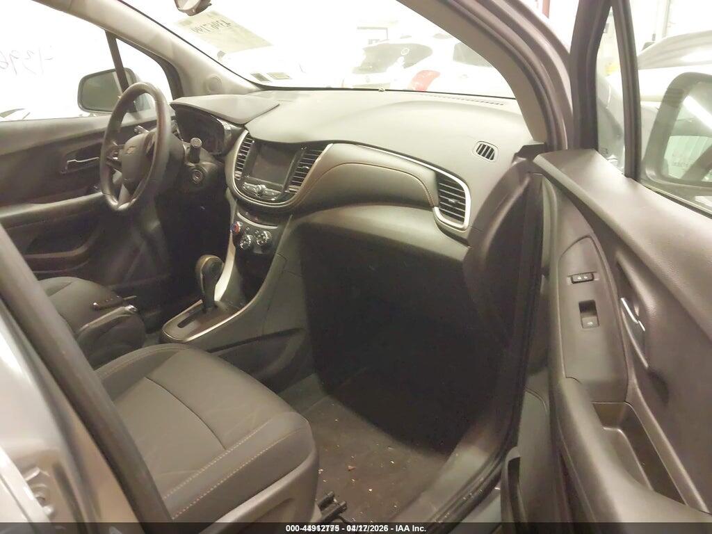 3GNCJPSB9LL275821 2020 CHEVROLET TRAX photo no. 5