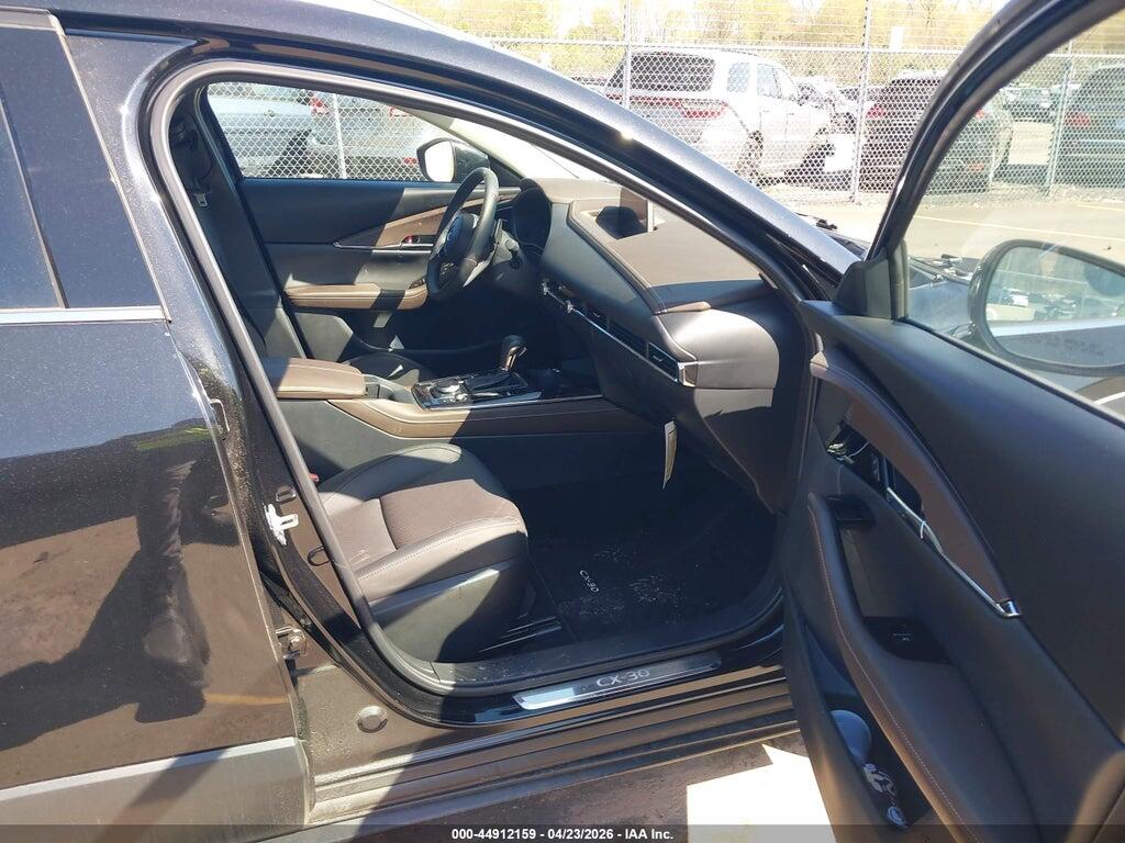 3MVDMBDM0SM787223 2025 MAZDA CX-30 photo no. 5