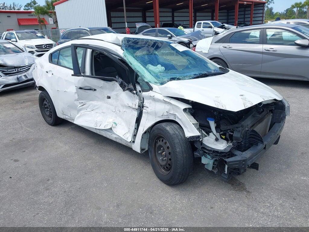 3KPFK4A74HE081028 2017 KIA FORTE photo no. 1