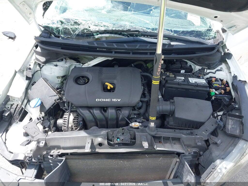 3KPFK4A74HE081028 2017 KIA FORTE photo no. 10