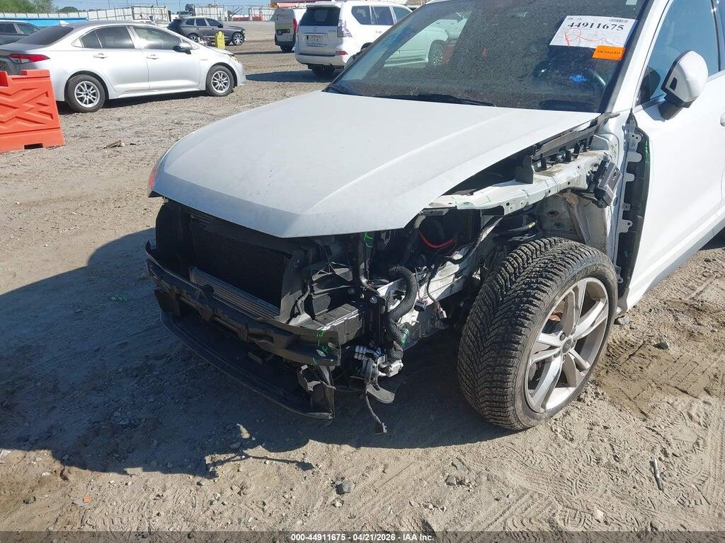 WA1EECF34M1153985 2021 AUDI Q3 photo no. 6