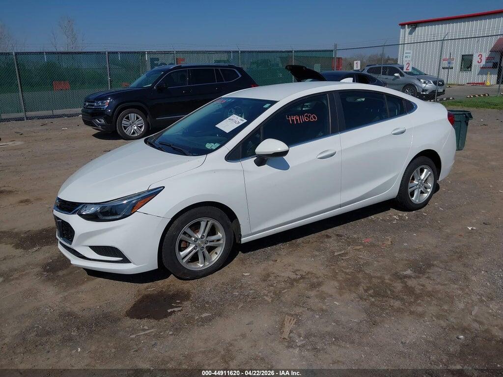 1G1BE5SM4J7209332 2018 CHEVROLET CRUZE photo no. 2