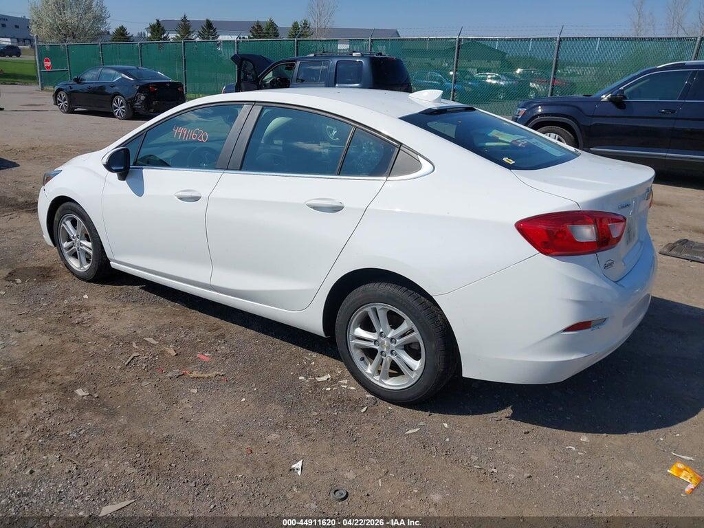 1G1BE5SM4J7209332 2018 CHEVROLET CRUZE photo no. 3