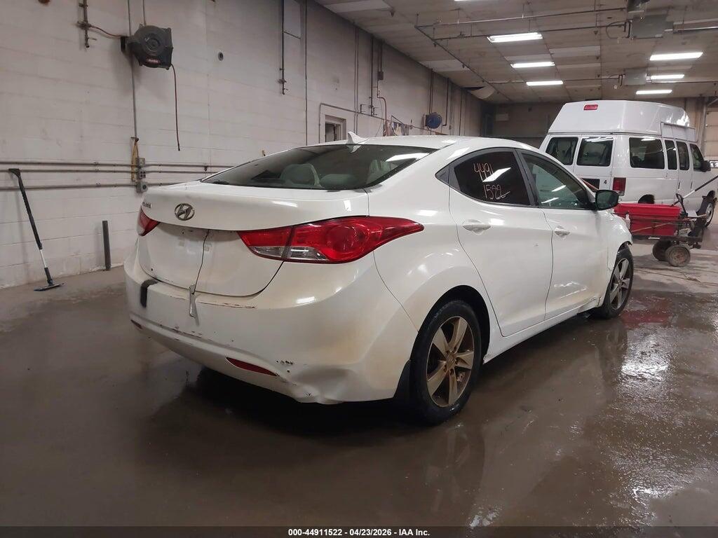 5NPDH4AE5DH404044 2013 HYUNDAI ELANTRA photo no. 4