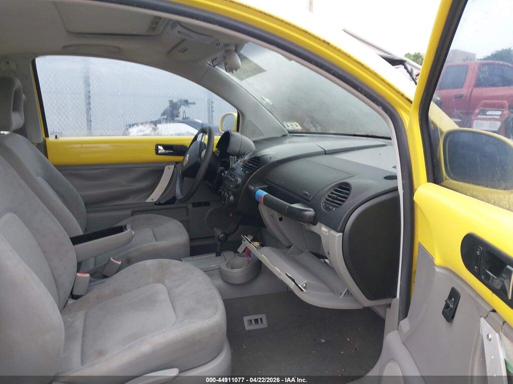 3VWCB21C32M438584 2002 VOLKSWAGEN NEW BEETLE photo no. 5