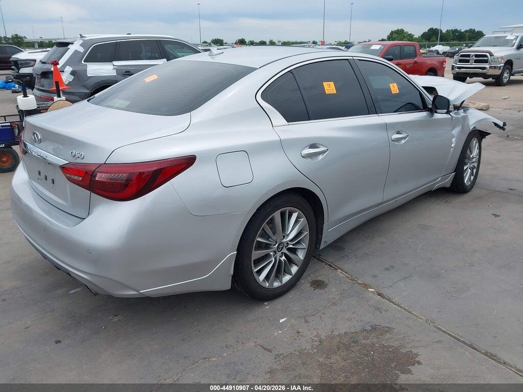 JN1EV7AP5JM360423 2018 INFINITI Q50 photo no. 4