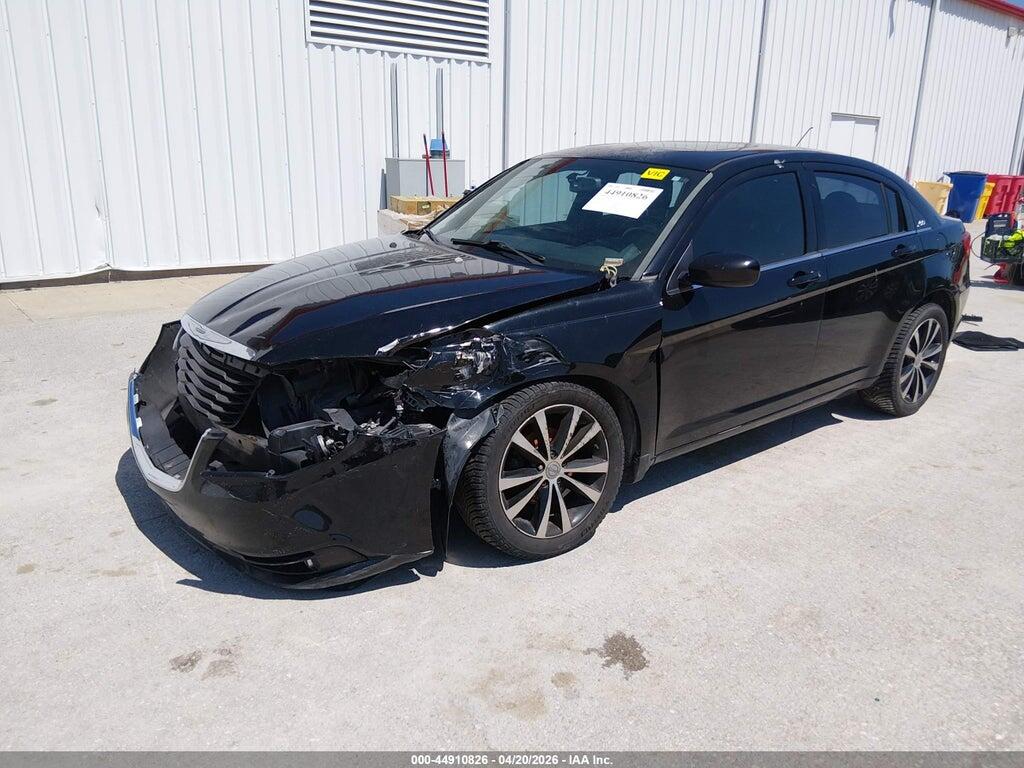 1C3CCBCG9DN523992 2013 CHRYSLER 200 photo no. 2
