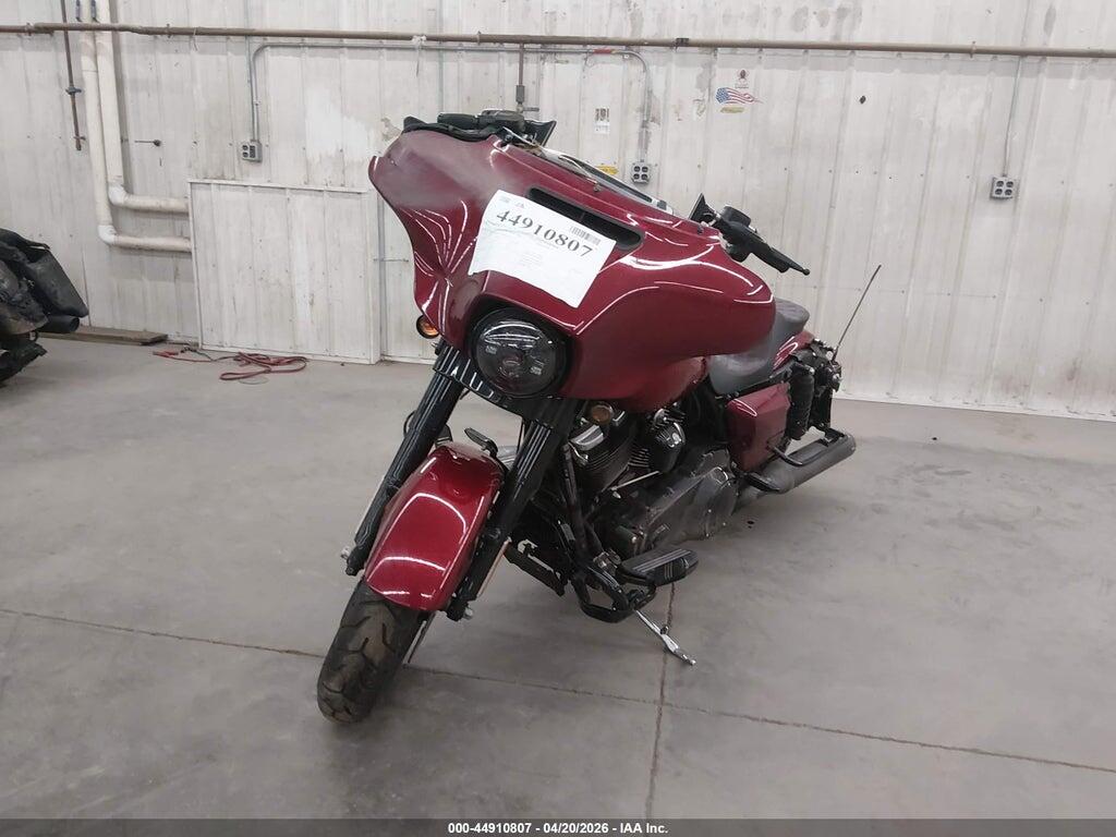 1HD1KRC19JB666012 2018 HARLEY-DAVIDSON FLHXS photo no. 2