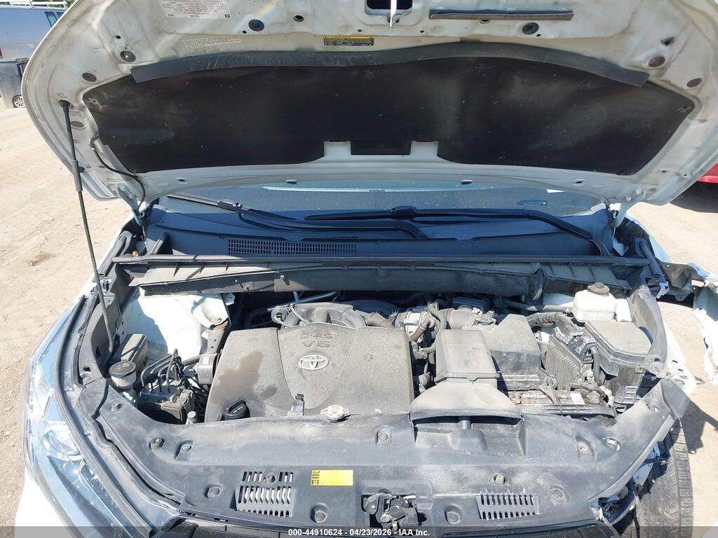 5TDJZRFH3JS536757 2018 TOYOTA HIGHLANDER photo no. 10