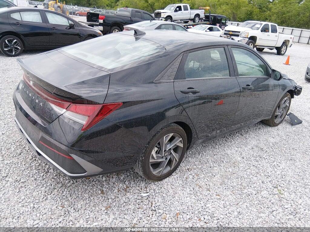 KMHLM4DG9SU067820 2025 HYUNDAI ELANTRA photo no. 4