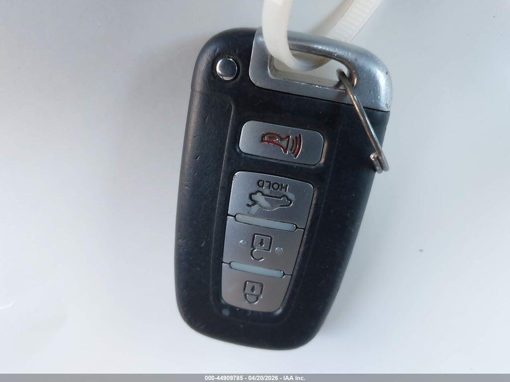 KNAGN4A75B5076917 2011 KIA OPTIMA photo no. 11