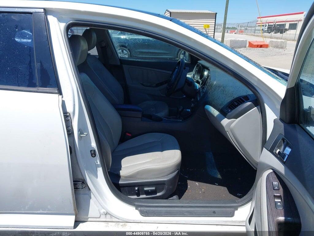 KNAGN4A75B5076917 2011 KIA OPTIMA photo no. 5