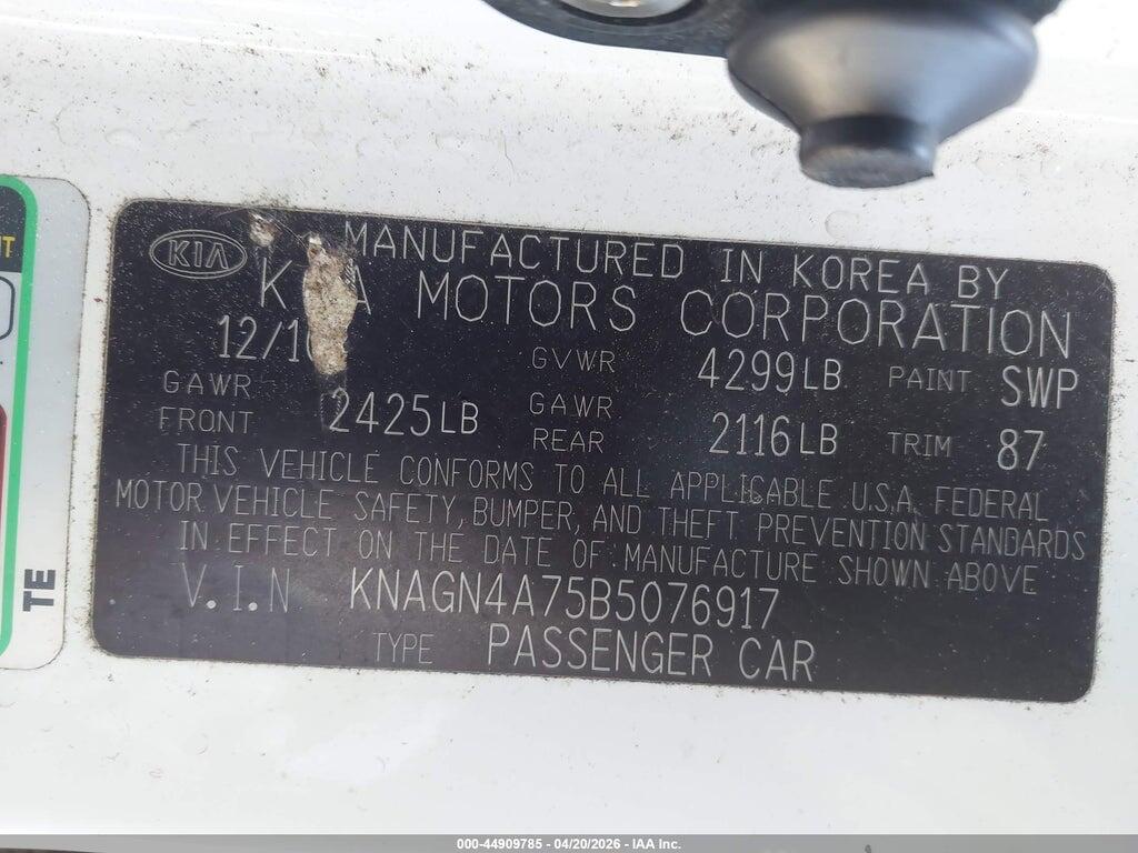 KNAGN4A75B5076917 2011 KIA OPTIMA photo no. 9