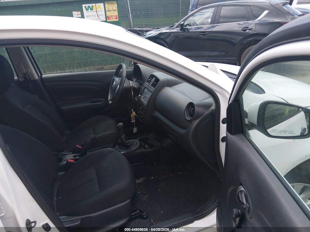 3N1CN7AP8KL810486 2019 NISSAN VERSA photo no. 5