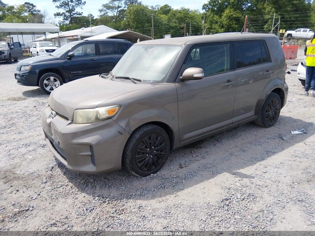 JTLZE4FE2CJ010471 2012 SCION XB photo no. 2