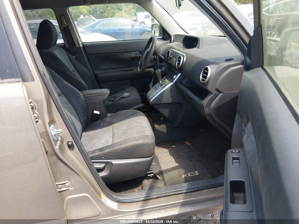 JTLZE4FE2CJ010471 2012 SCION XB photo no. 5
