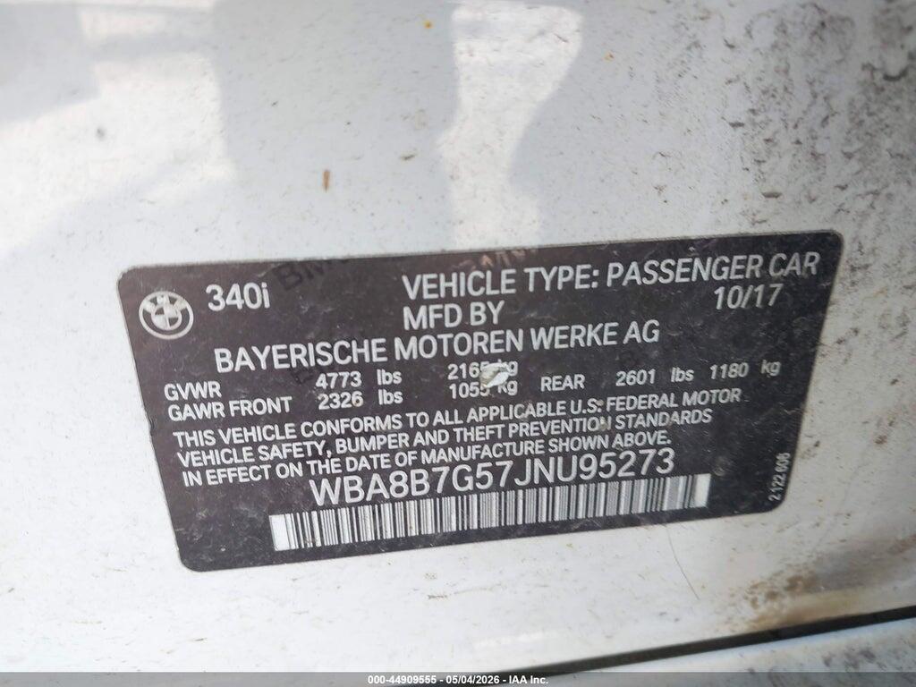 WBA8B7G57JNU95273 2018 BMW 340I photo no. 9