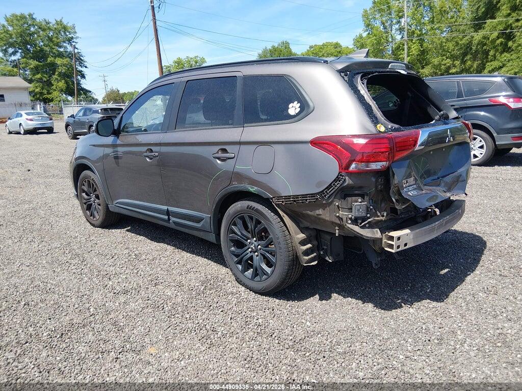 JA4AD3A31JZ059844 2018 MITSUBISHI OUTLANDER photo no. 3