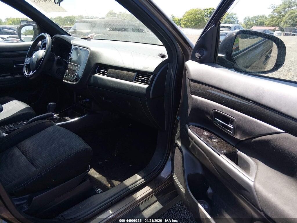 JA4AD3A31JZ059844 2018 MITSUBISHI OUTLANDER photo no. 5