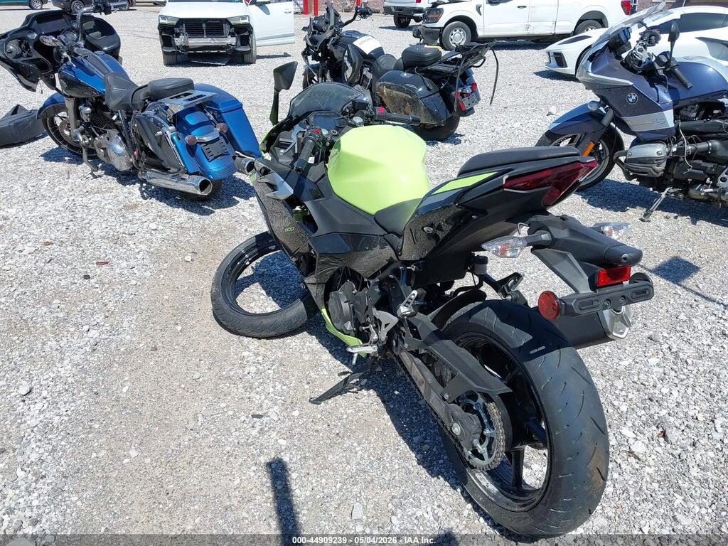 ML5EXGG13TDA82289 2026 KAWASAKI EX500 photo no. 3