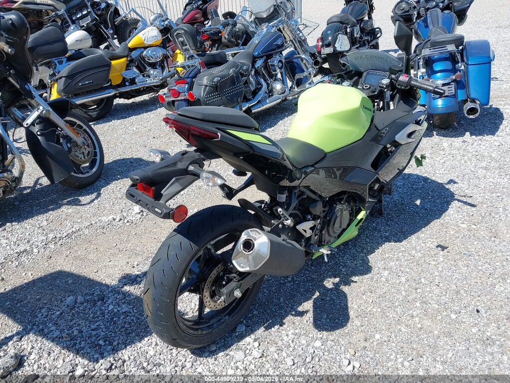 ML5EXGG13TDA82289 2026 KAWASAKI EX500 photo no. 4