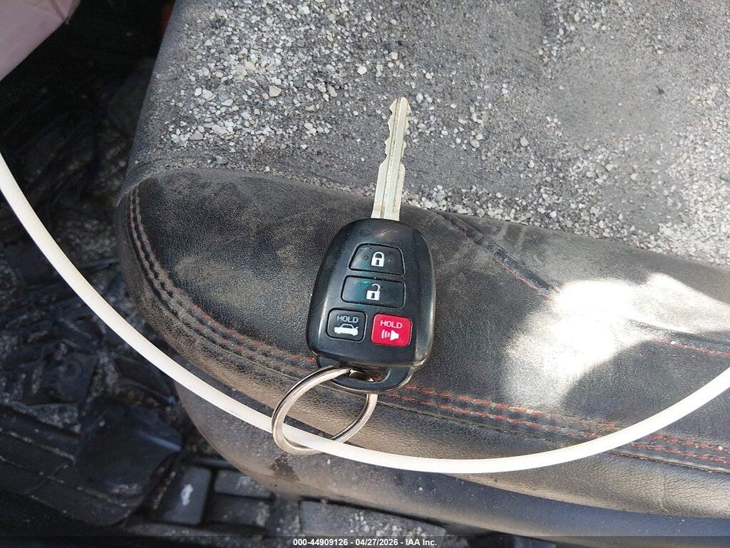 4T1BF1FK6HU749360 2017 TOYOTA CAMRY photo no. 11