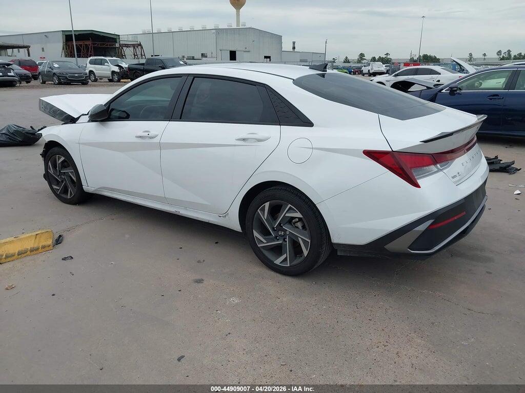 KMHLM4DG2SU079176 2025 HYUNDAI ELANTRA photo no. 3