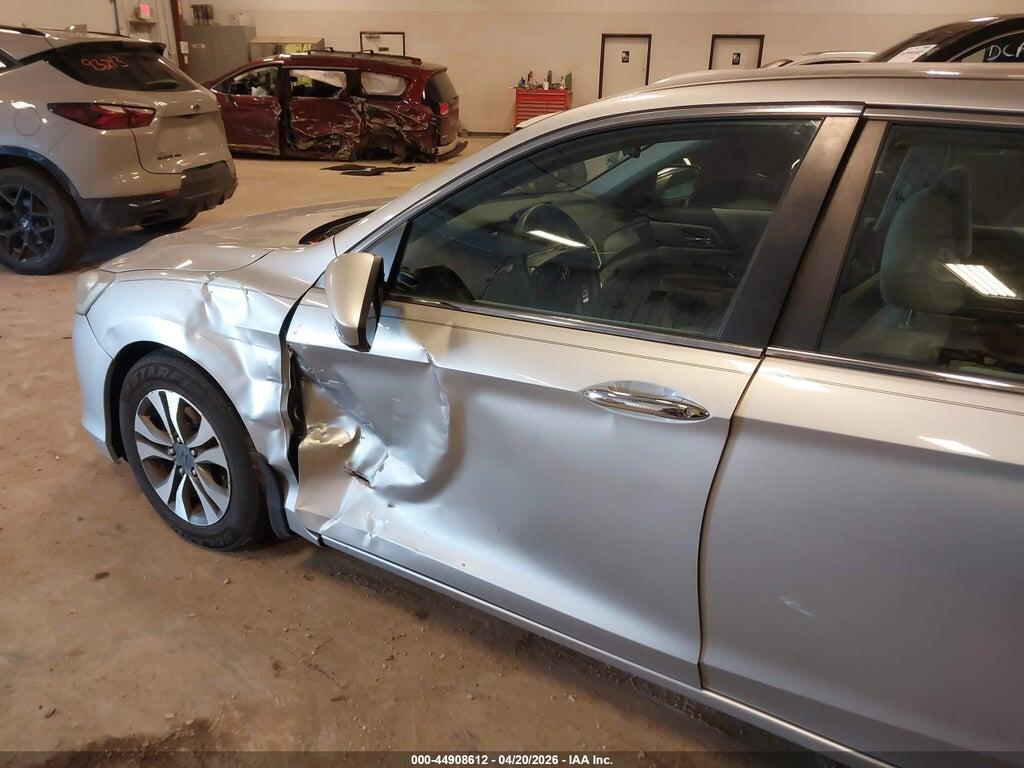 1HGCR2F32DA028920 2013 HONDA ACCORD photo no. 6