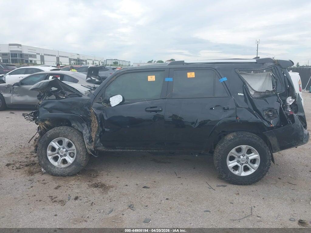 JTEMU5JR9P6106997 2023 TOYOTA 4RUNNER photo no. 12