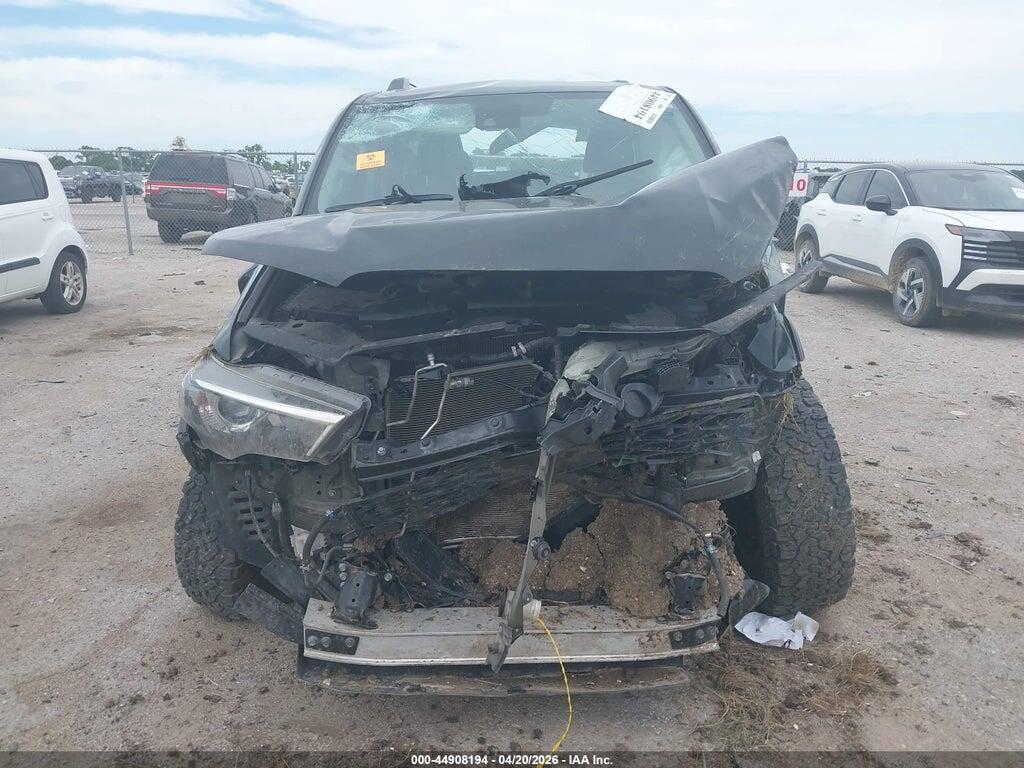 JTEMU5JR9P6106997 2023 TOYOTA 4RUNNER photo no. 6