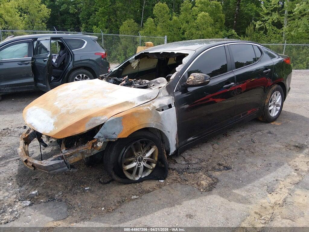 KNAGM4A76B5134391 2011 KIA OPTIMA photo no. 2