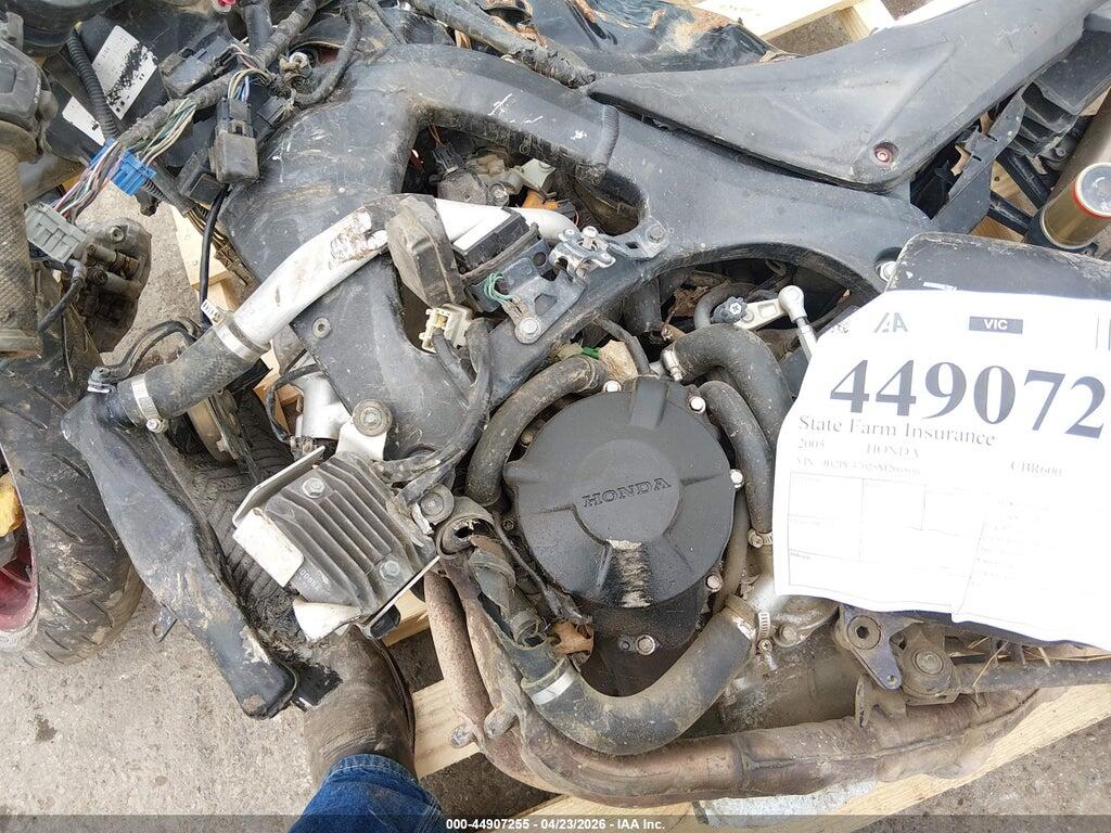 JH2PC37025M206506 2005 HONDA CBR600 photo no. 9