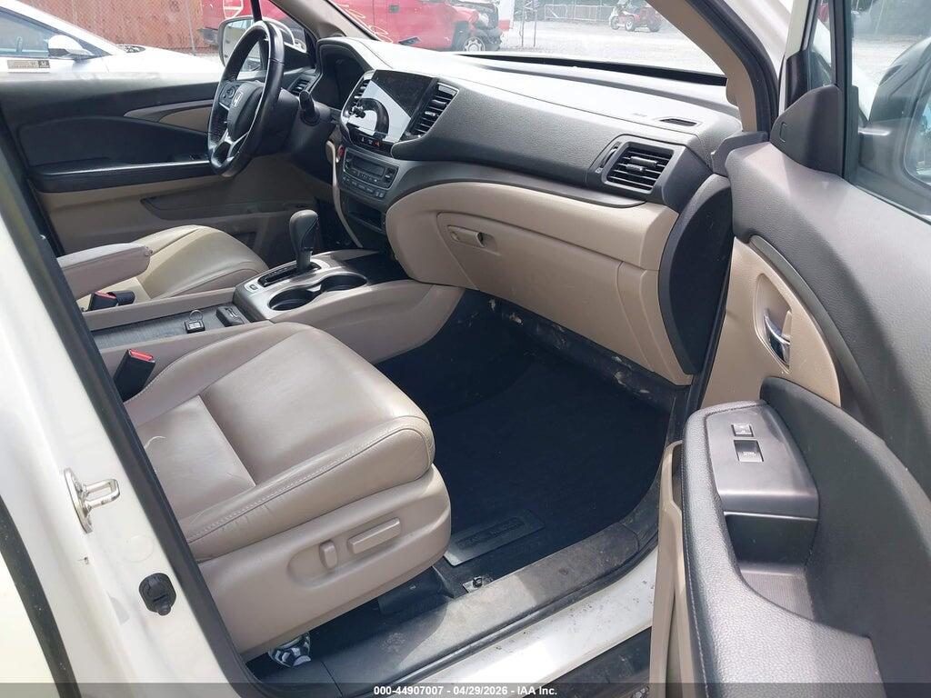 5FNYF6H51KB048812 2019 HONDA PILOT photo no. 5