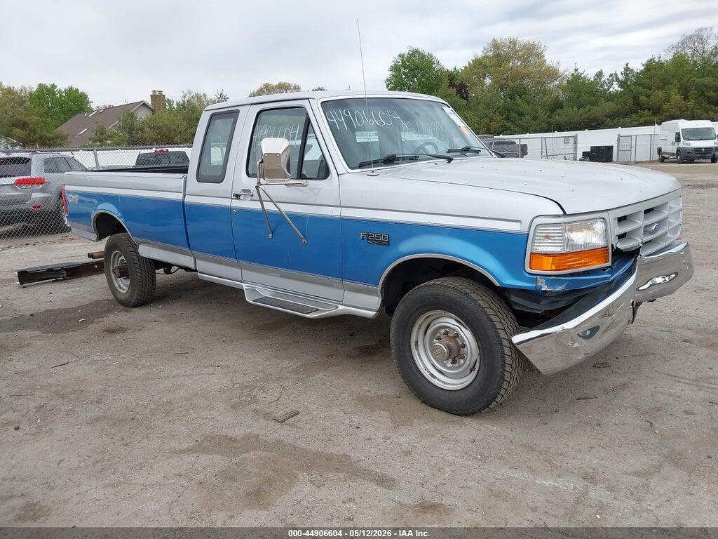 1FTHX26G7PKB06233 1993 FORD F250 photo no. 1