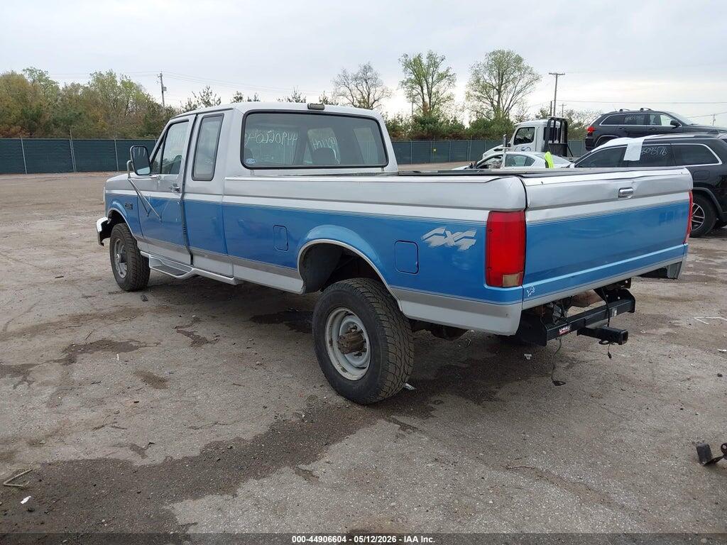 1FTHX26G7PKB06233 1993 FORD F250 photo no. 3