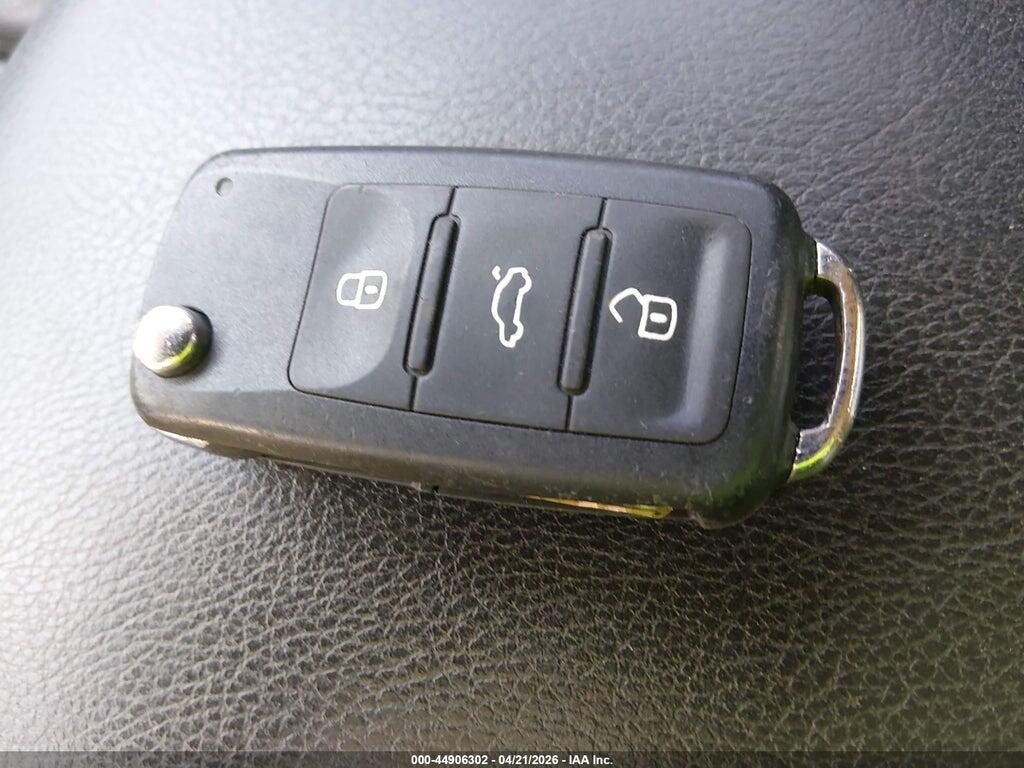 1VWBN7A32EC082148 2014 VOLKSWAGEN PASSAT photo no. 11