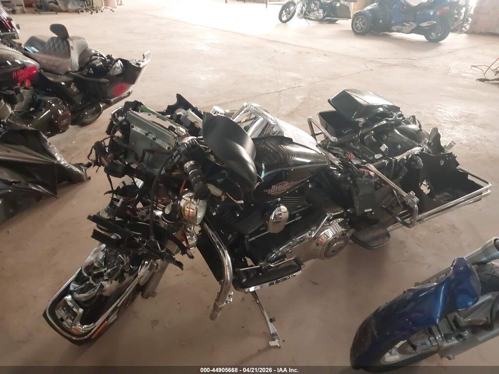 1HD1FFM11CB684346 2012 HARLEY-DAVIDSON FLHTC photo no. 2