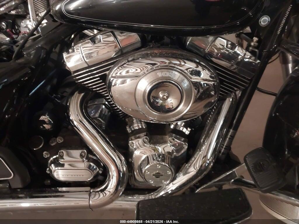 1HD1FFM11CB684346 2012 HARLEY-DAVIDSON FLHTC photo no. 8