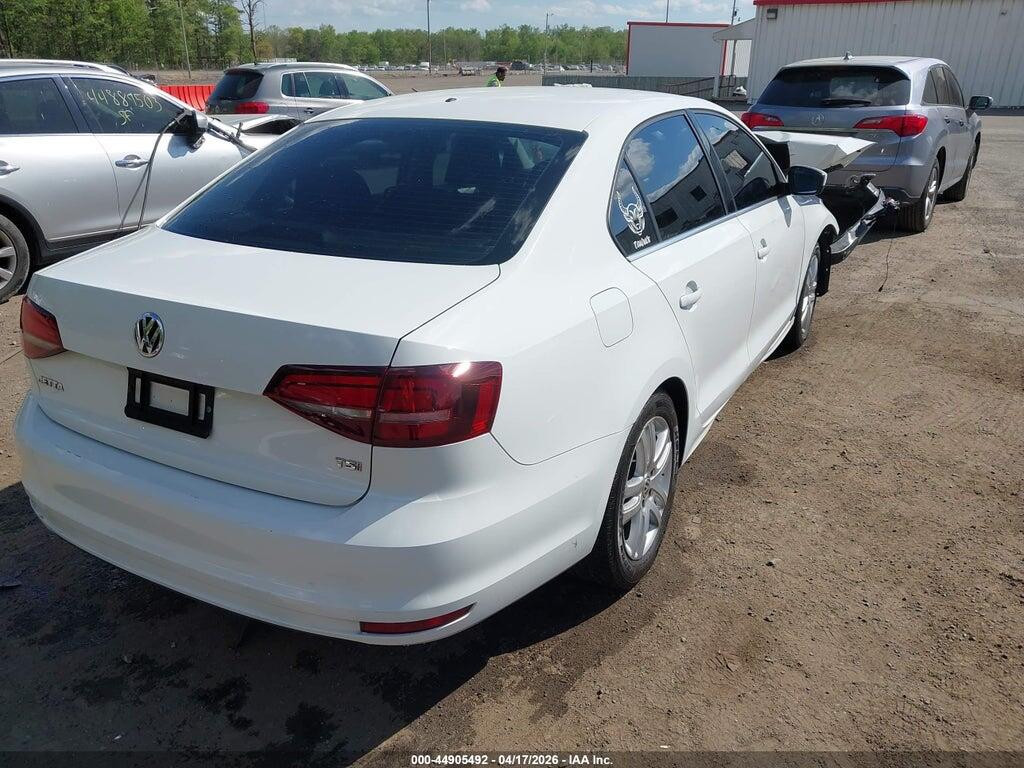 3VW2B7AJ9HM363910 2017 VOLKSWAGEN JETTA photo no. 4
