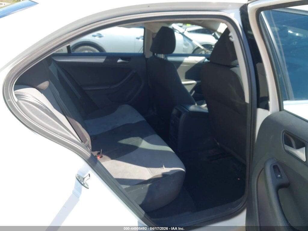 3VW2B7AJ9HM363910 2017 VOLKSWAGEN JETTA photo no. 8